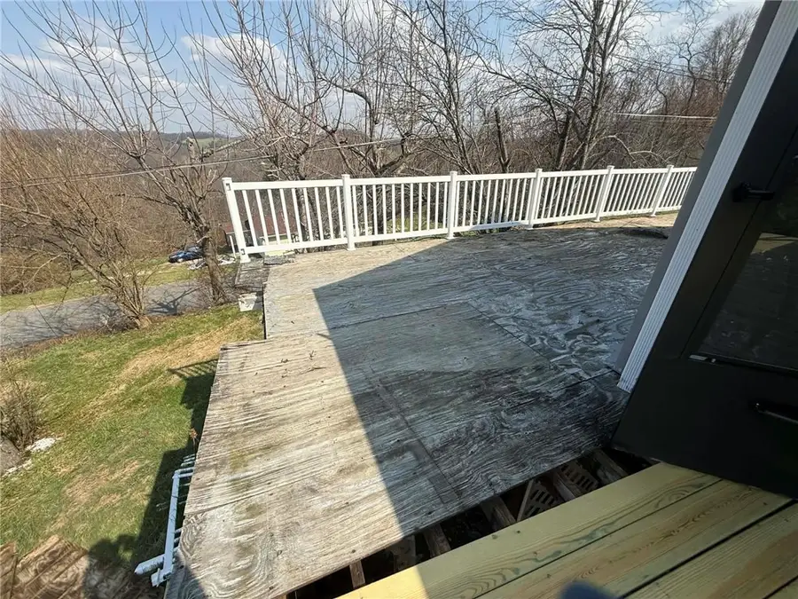 133 Emery Heights Rd, Masontown, PA 15461 - #3