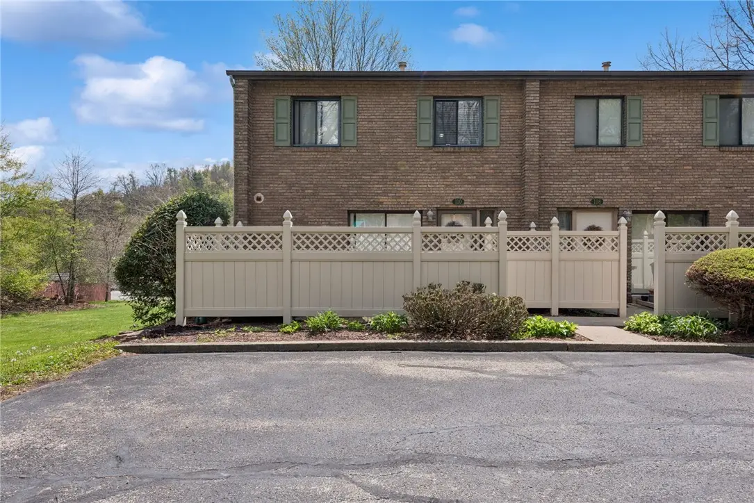 110 Georgetown Ln, Export, PA 15632 - #1