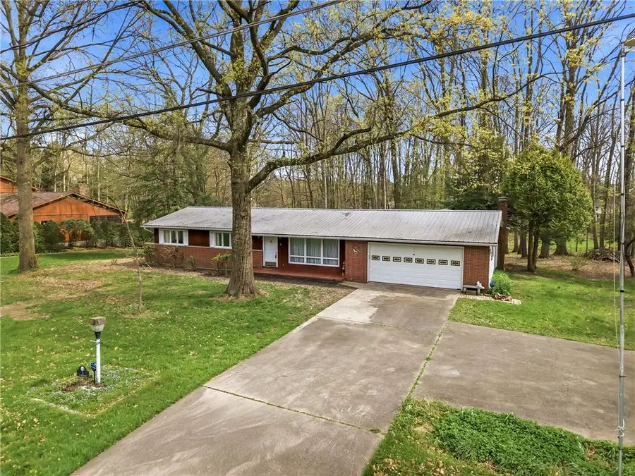 3 Eastwood Drive, Greenville, PA 16125 - #3