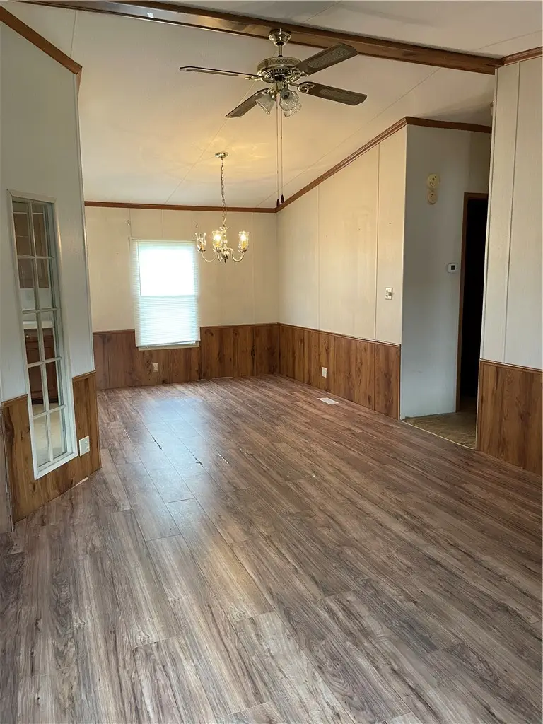 32 Oakview Dr, Beaver Falls, PA 15010 - #3