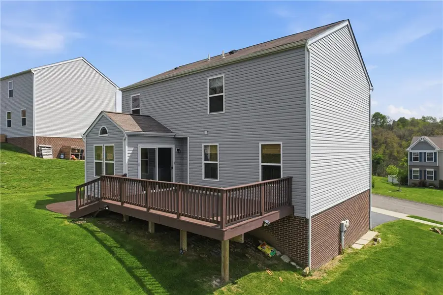 1066 Granite Dr, South Fayette, PA 15057 - #3