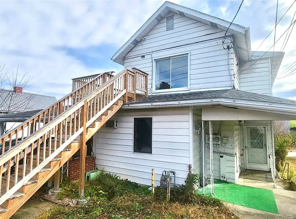 670 Park St, California, PA 15419 - #1