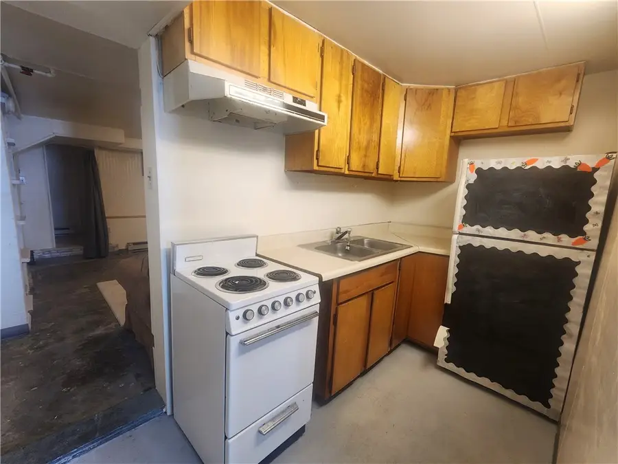 670 Park St, California, PA 15419 - #3