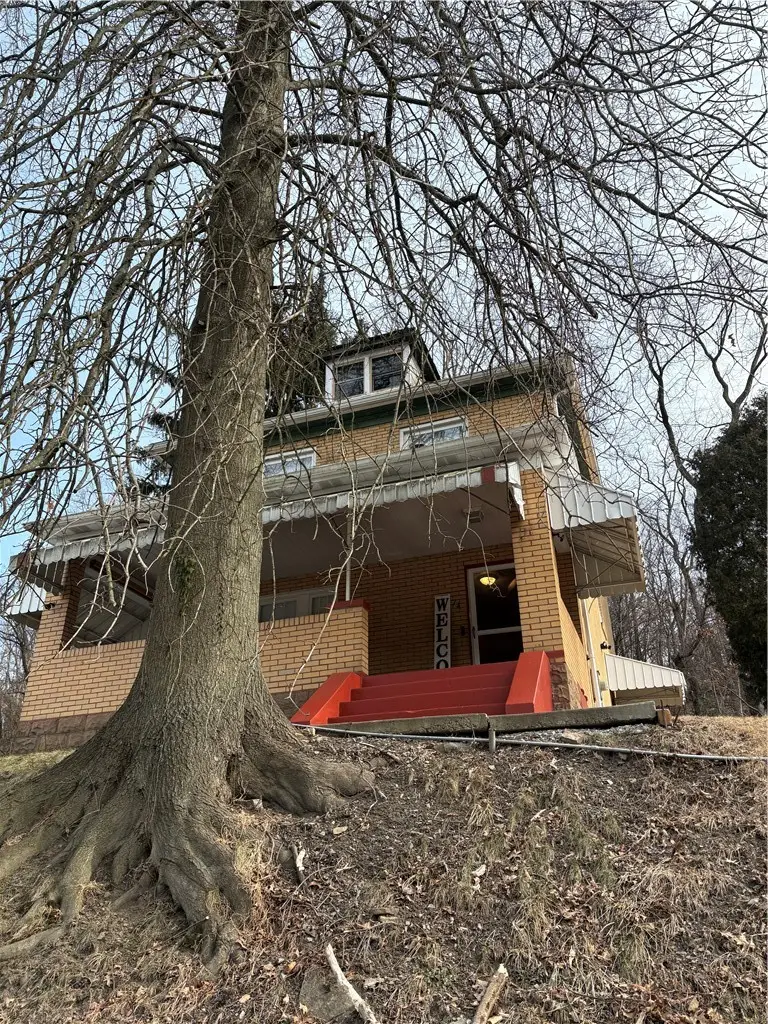 474 Hochberg Rd, Pittsburgh, PA 15235 - #1