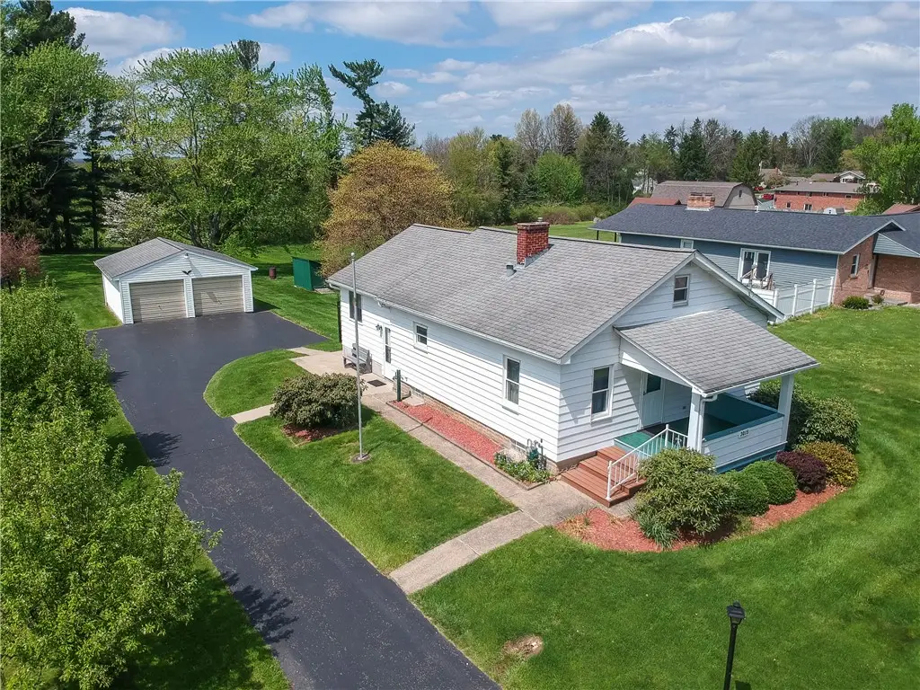 3015 Spring Garden Ave, New Castle, PA 16105 - #1