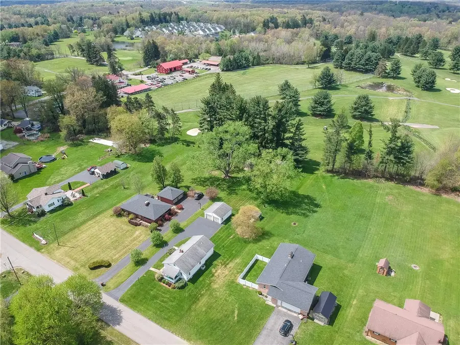 3015 Spring Garden Ave, New Castle, PA 16105 - #2