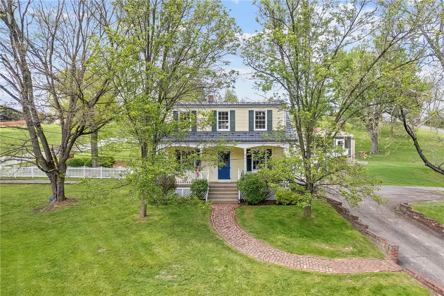 5564 Kings School Rd, Bethel Park, PA 15102 - #3