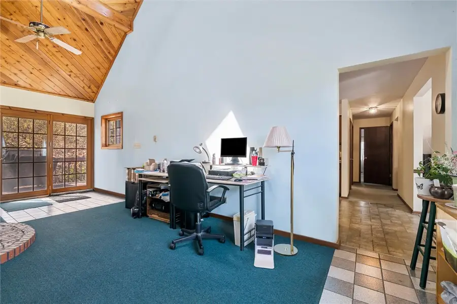 1242 La Belle Vue Rd, Vandergrift, PA 15690 - #2