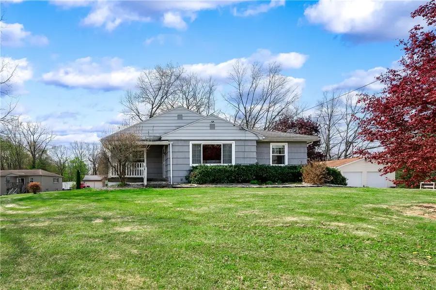 112 Linwood Dr, Butler, PA 16001 - #2