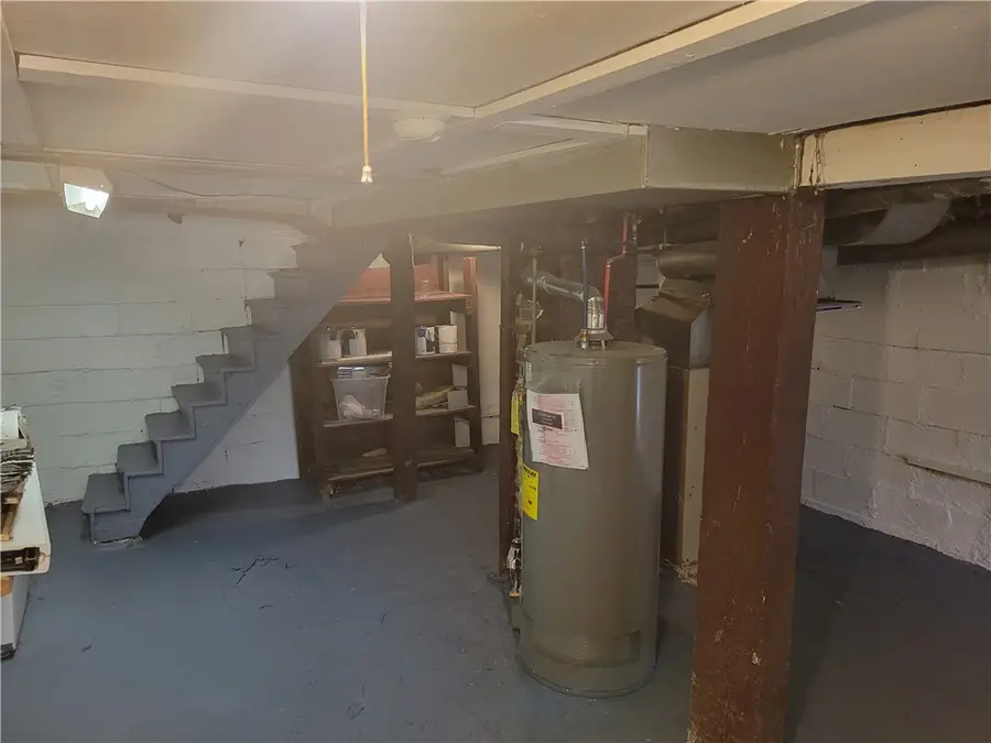 2000 Mercer Ave, Hermitage, PA 16148 - #3