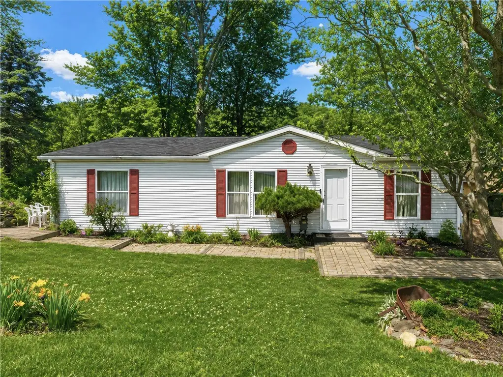 34 First Street, Ellwood City, PA 16117 - #1