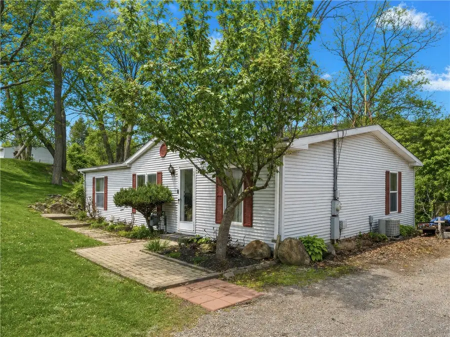 34 First Street, Ellwood City, PA 16117 - #2