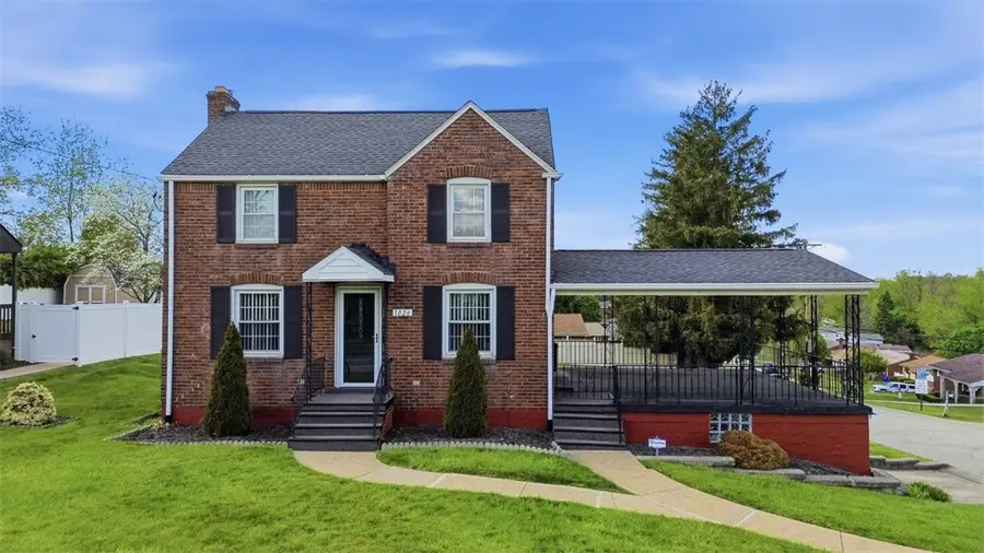 1026 Mccoy Rd, McKees Rocks, PA 15136 - #2