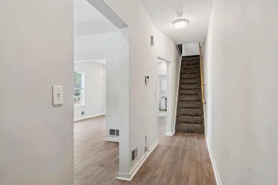 602 Division Street, Jeannette, PA 15644 - #2