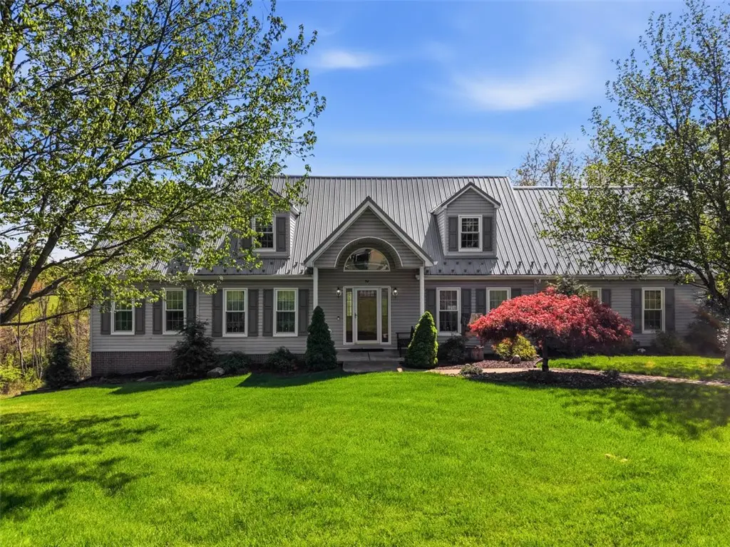 94 Corbett Ave, Irwin, PA 15642 - #1