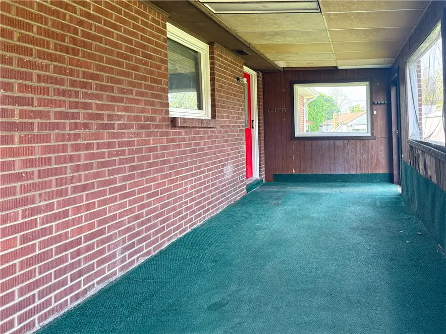 133 Beale Ave, Leechburg, PA 15656 - #3