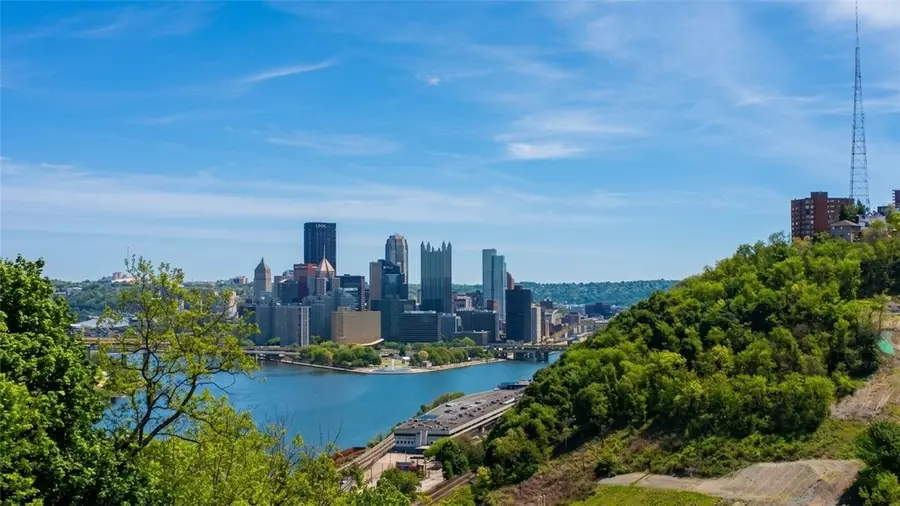 279 Advent Street, Pittsburgh, PA 15220 - #2
