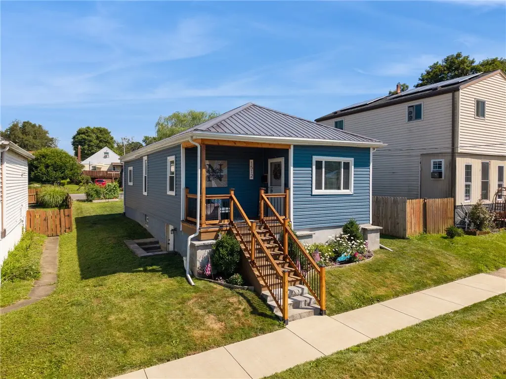 1512 3rd St, Natrona Heights, PA 15065 - #1