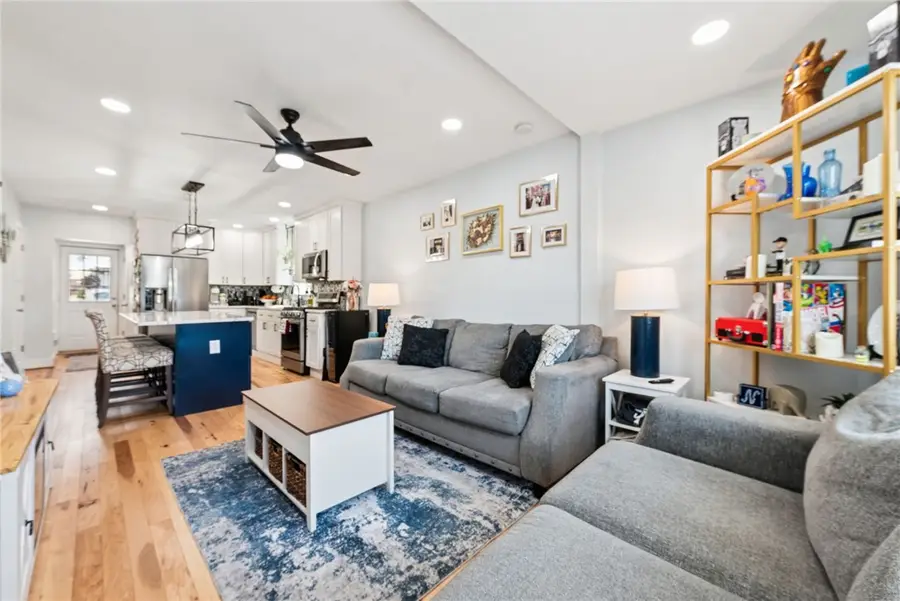 1512 3rd St, Natrona Heights, PA 15065 - #2