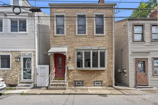 2311 Larkins Way, Pittsburgh, PA 15203