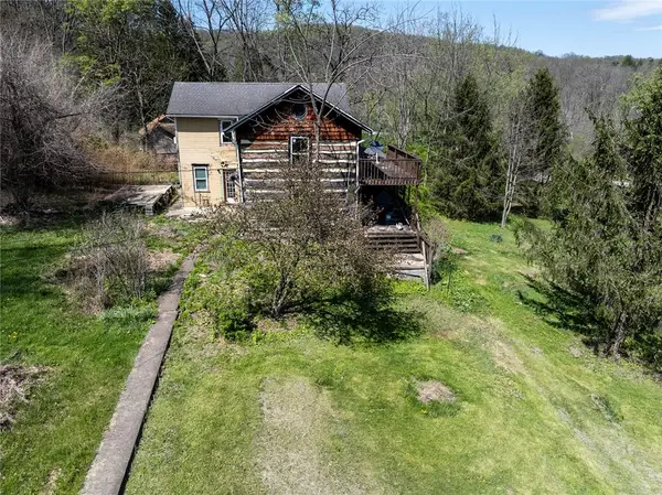 120 Saint Paul Ln, Ligonier, PA 15658