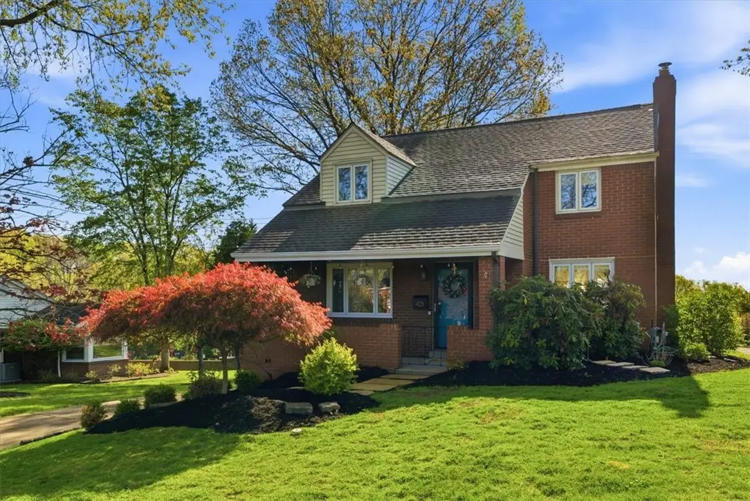 425 Edgewood Rd, Pittsburgh, PA 15221 - #1