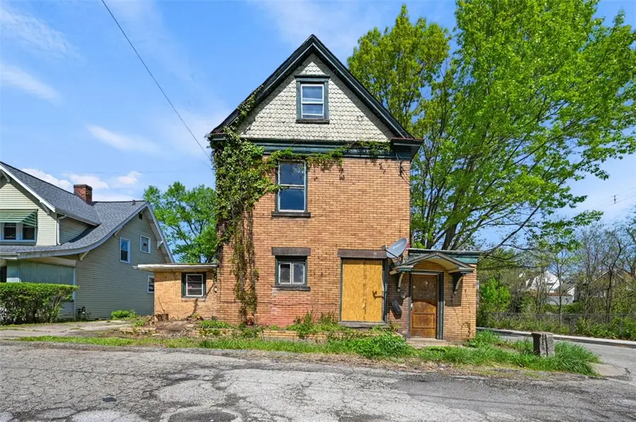 3225 Allendale St, Pittsburgh, PA 15204 - #2