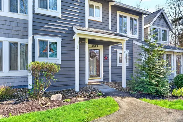1617 Snowfield Way, Hidden Valley, PA 15502