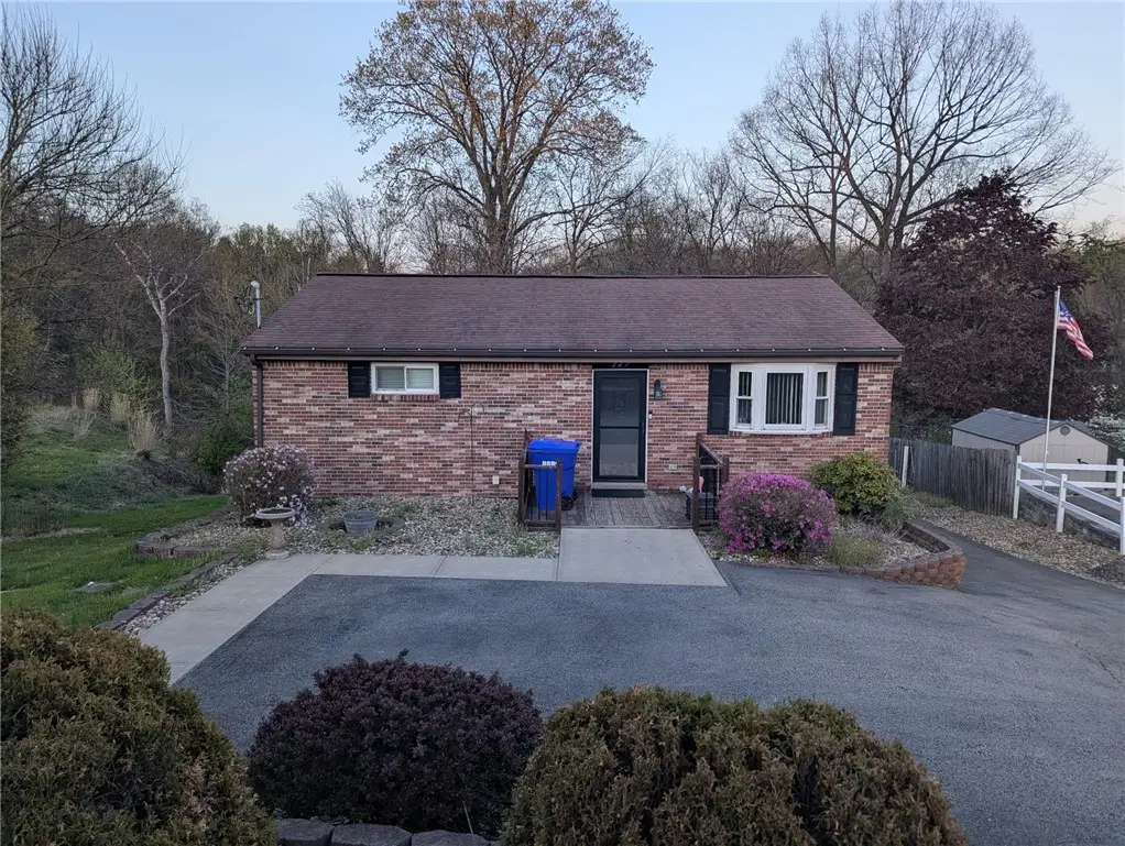 327 Beech Rd, Pittsburgh, PA 15239 - #1