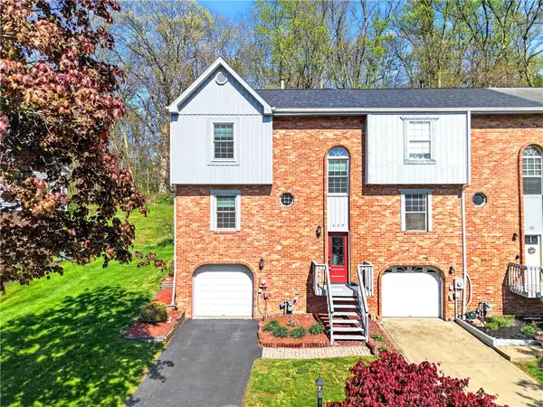 419 Shady Ridge Dr, Monroeville, PA 15146