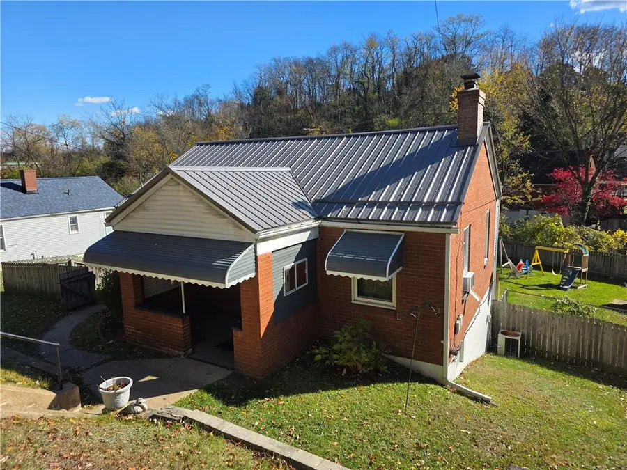 1607 Sylvan Ave, West Mifflin, PA 15122 - #2