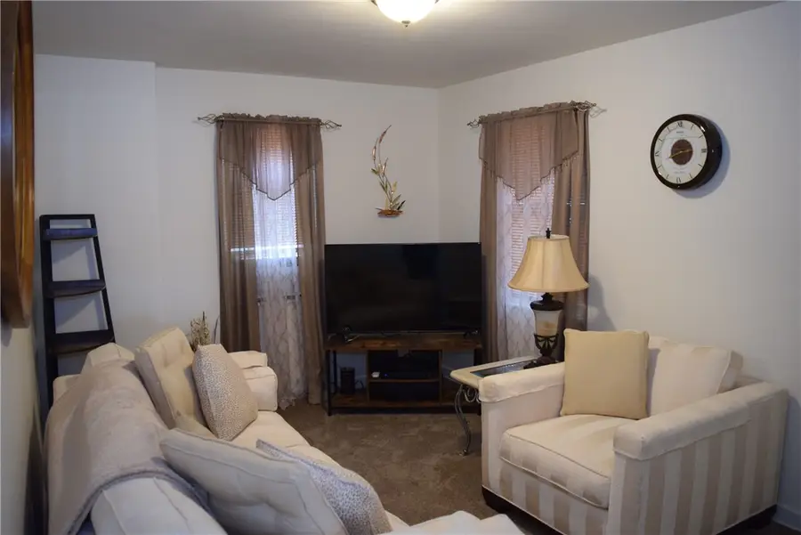 1607 Sylvan Ave, West Mifflin, PA 15122 - #3