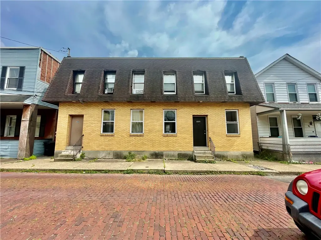 306 Campbell St, McKees Rocks, PA 15136 - #1