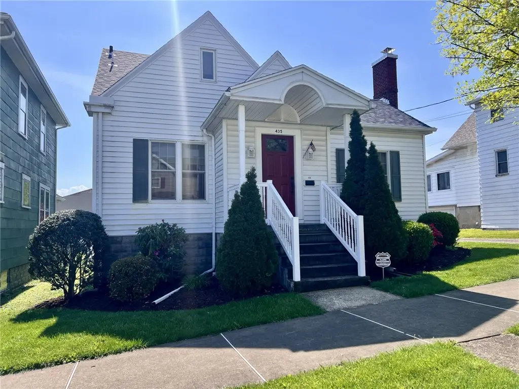 435 Braddock Ave, Uniontown, PA 15401 - #1