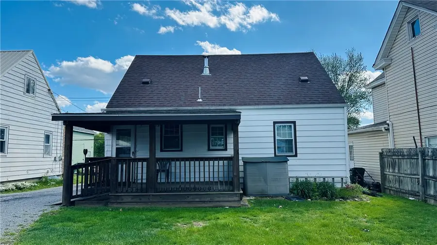 1116 Idaho Ave, Natrona Heights, PA 15065 - #3