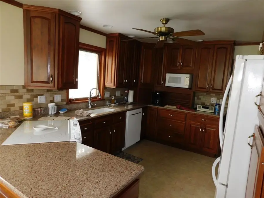 571 Seventh St, Sharpsville, PA 16150 - #3