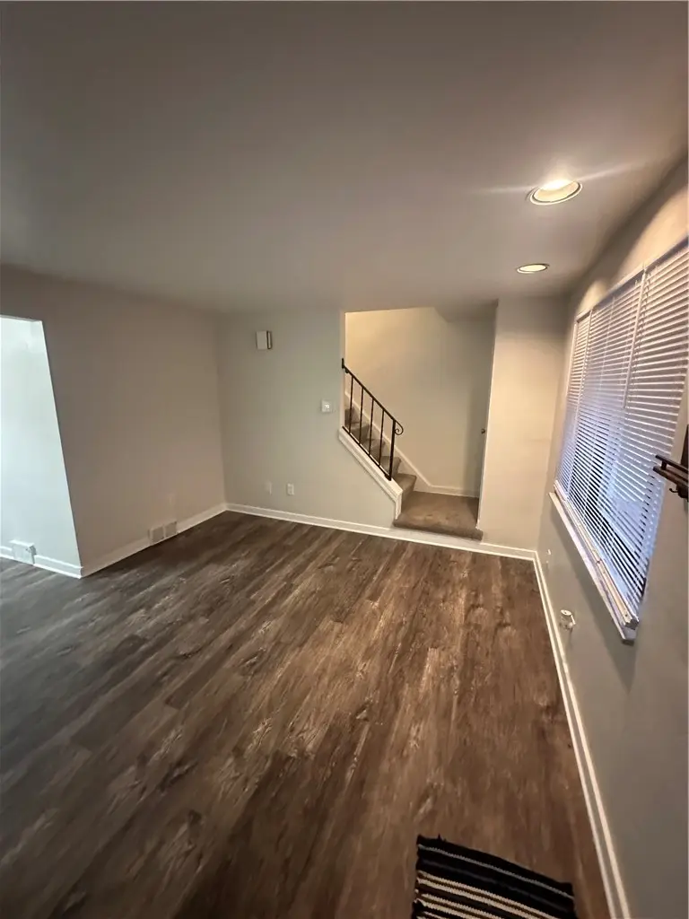 3910 Meadowbrook Blvd, Pittsburgh, PA 15227 - #3