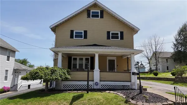 910 Temple Ave, New Castle, PA 16101