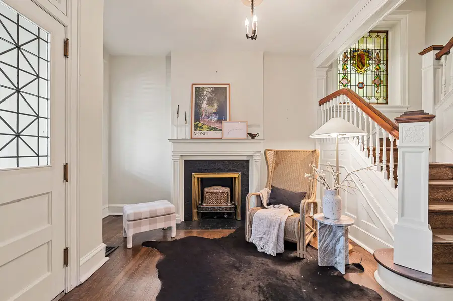 5612 Howe Street, Pittsburgh, PA 15232 - #2