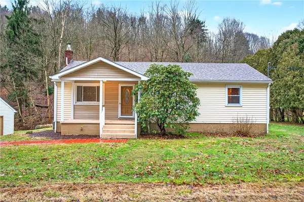 1550 Days Run Rd, Tarentum, PA 15084