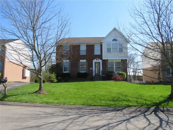 392 Pine Ridge Dr, Venetia, PA 15367