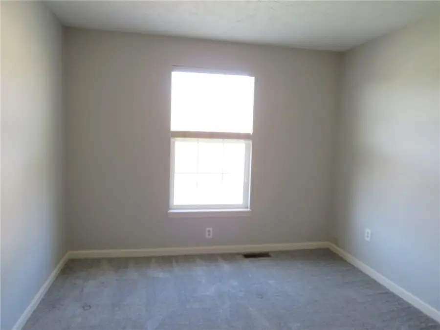 392 Pine Ridge Dr, Venetia, PA 15367 - #3