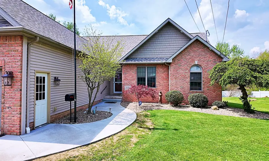 1620 Hall Ave, Sharpsville, PA 16150 - #2