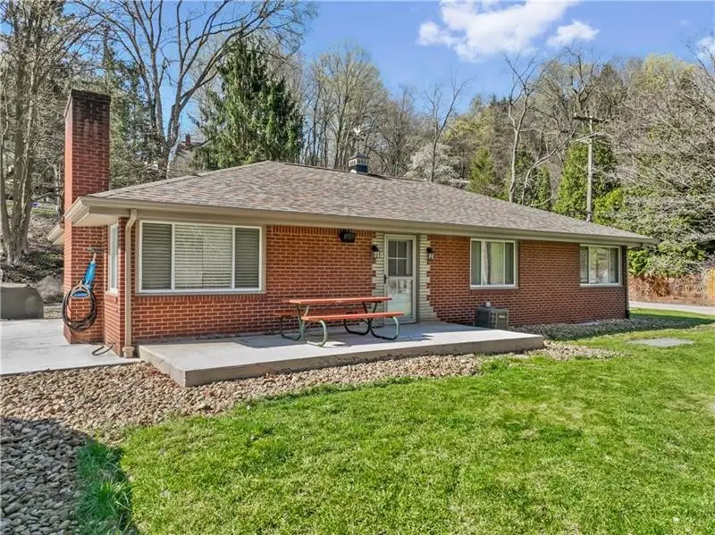 2500 Lincoln Way, White Oak, PA 15131 - #1