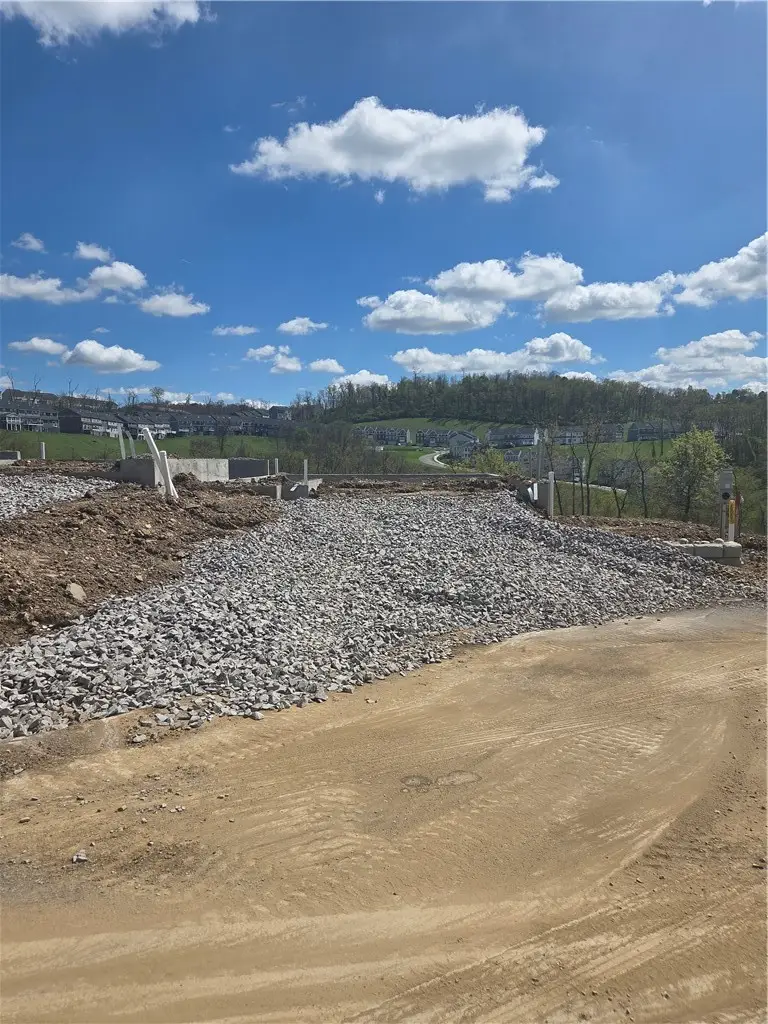 151 Victoria Drive, Canonsburg, PA 15317 - #2