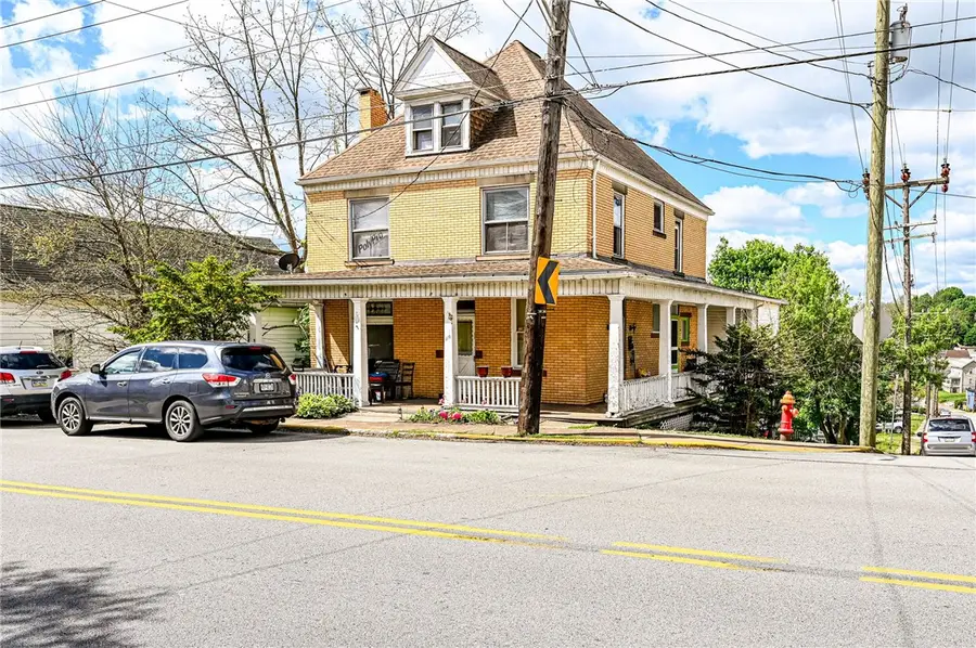 310 Harrison Ave, Jeannette, PA 15644 - #3