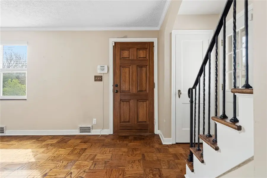 8 Allendale Place, Pittsburgh, PA 15228 - #3