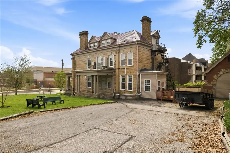 208 S Negley Ave, Pittsburgh, PA 15206 - #3