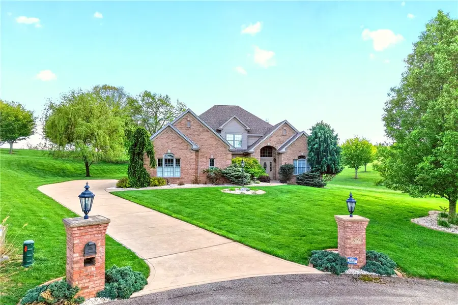 619 Sontino Dr, Rostraver Township, PA 15012 - #2
