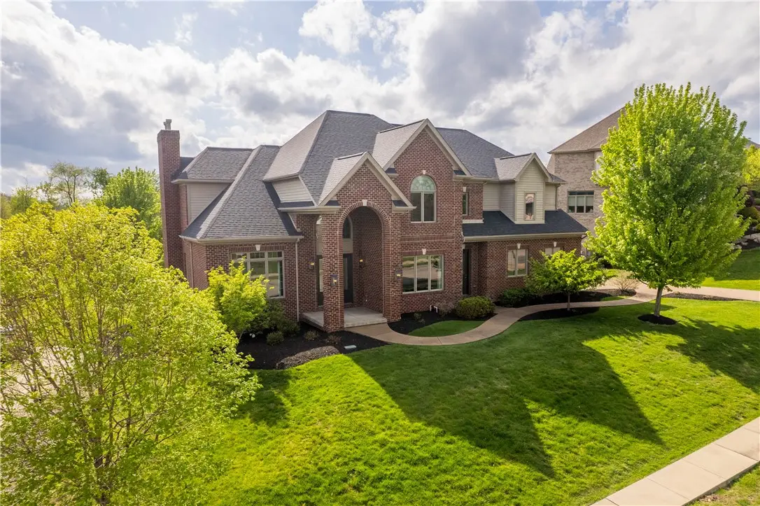 9807 Sumner Dr, Allison Park, PA 15101 - #1
